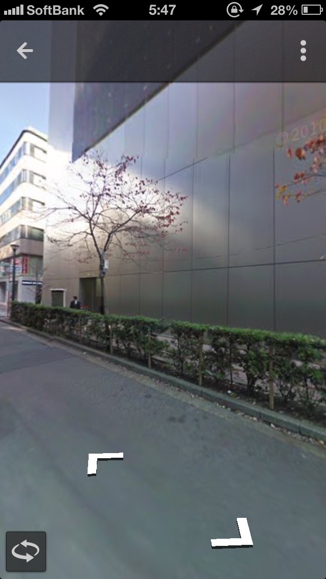 矢印をタップするとGoogleマップの通常画面に戻ります