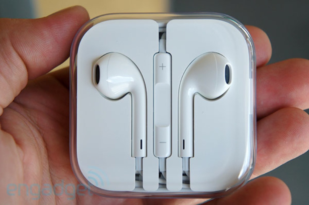 EarPods – iPhone 5や第5世代iPod touch、第7世代iPod nanoから付属