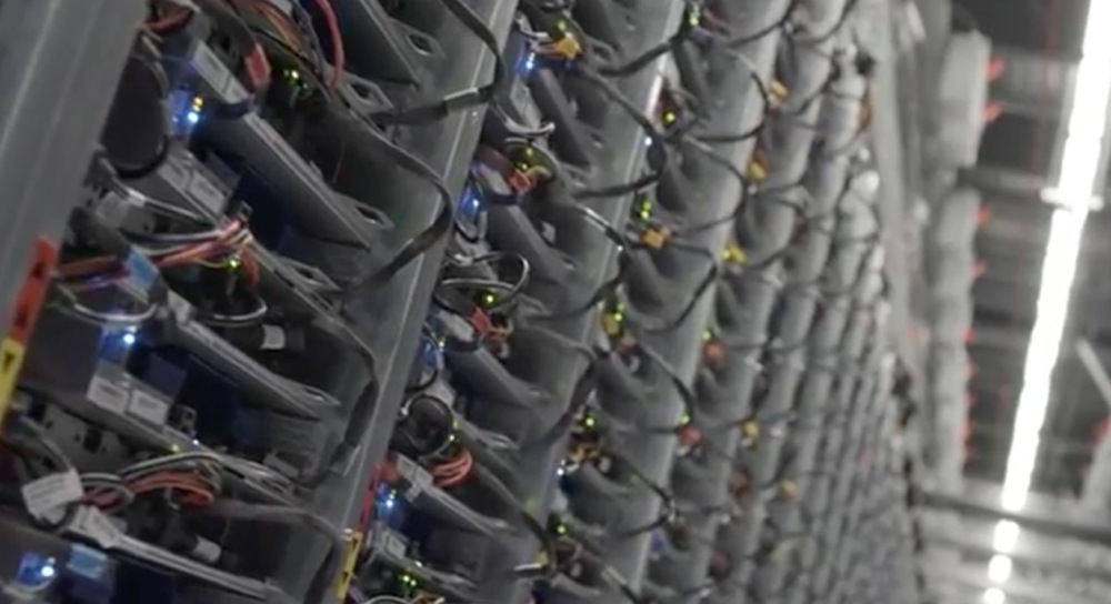 Google data center inner 05