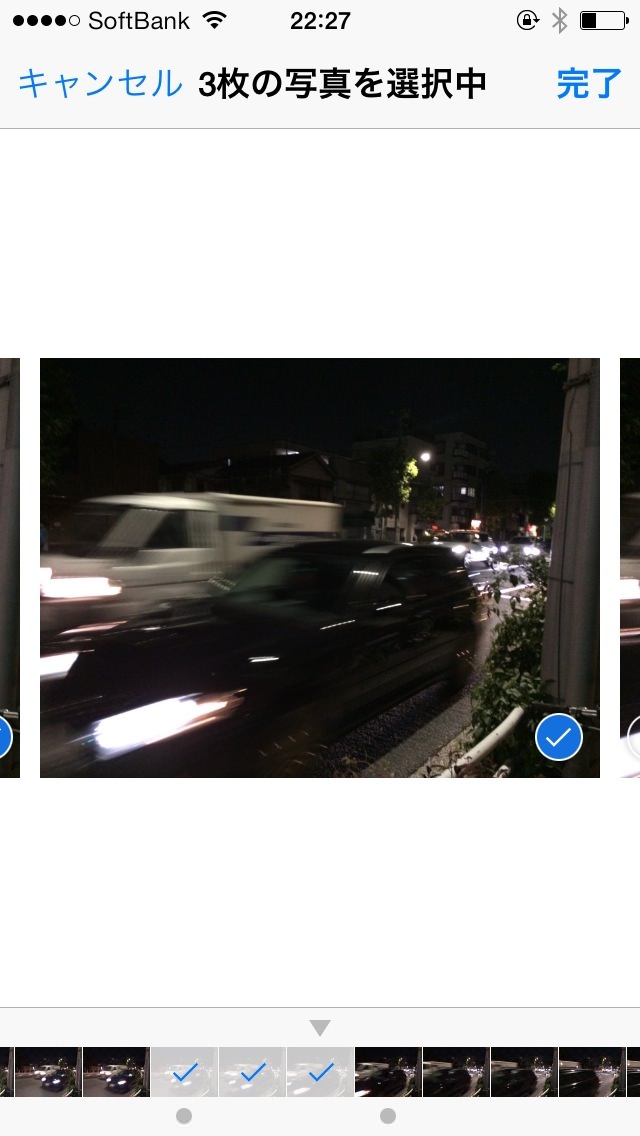 バーストモードで撮った写真をカメラロールに載せる方法