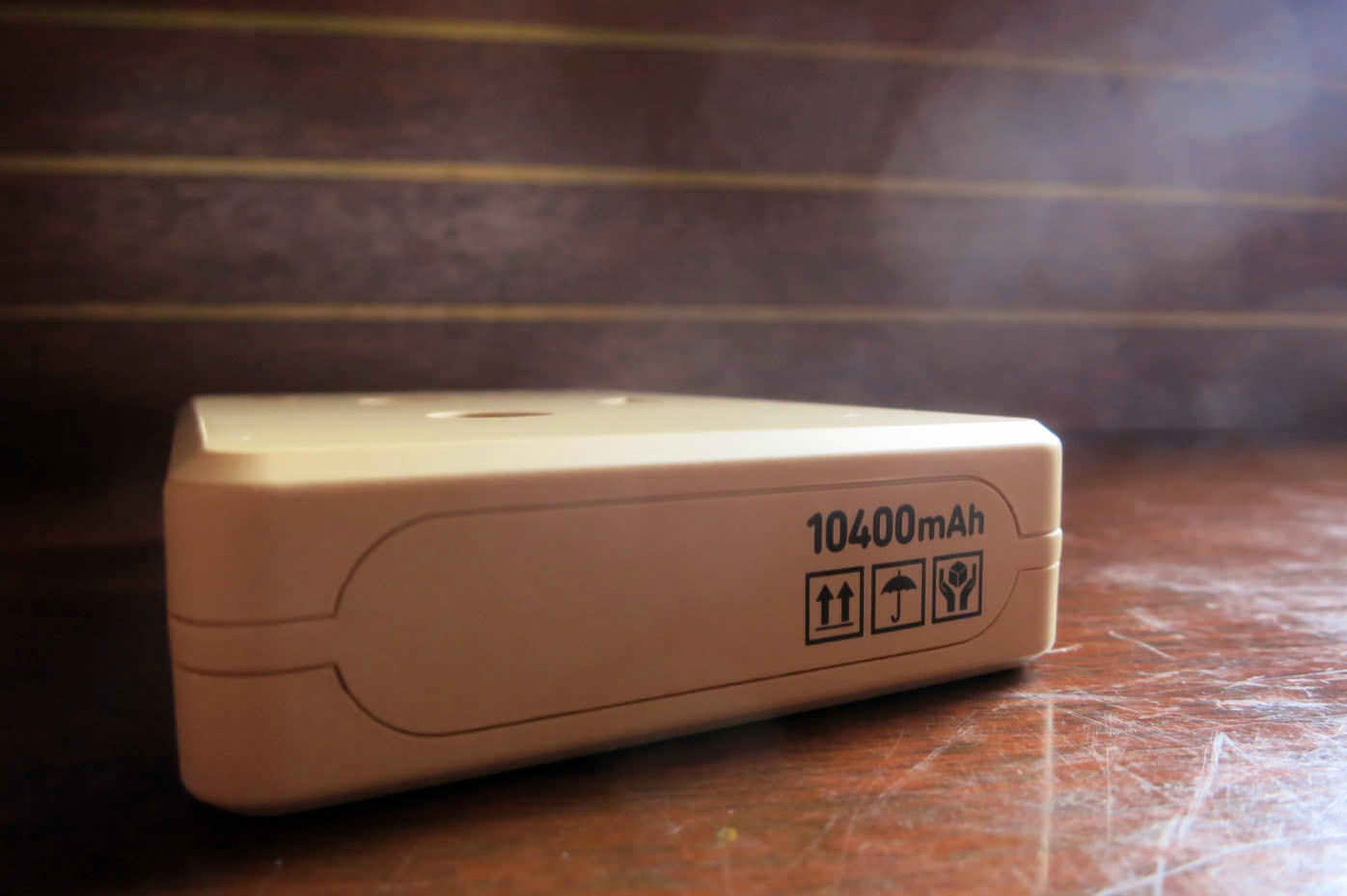 Cheero power plus danboard versionのサイド