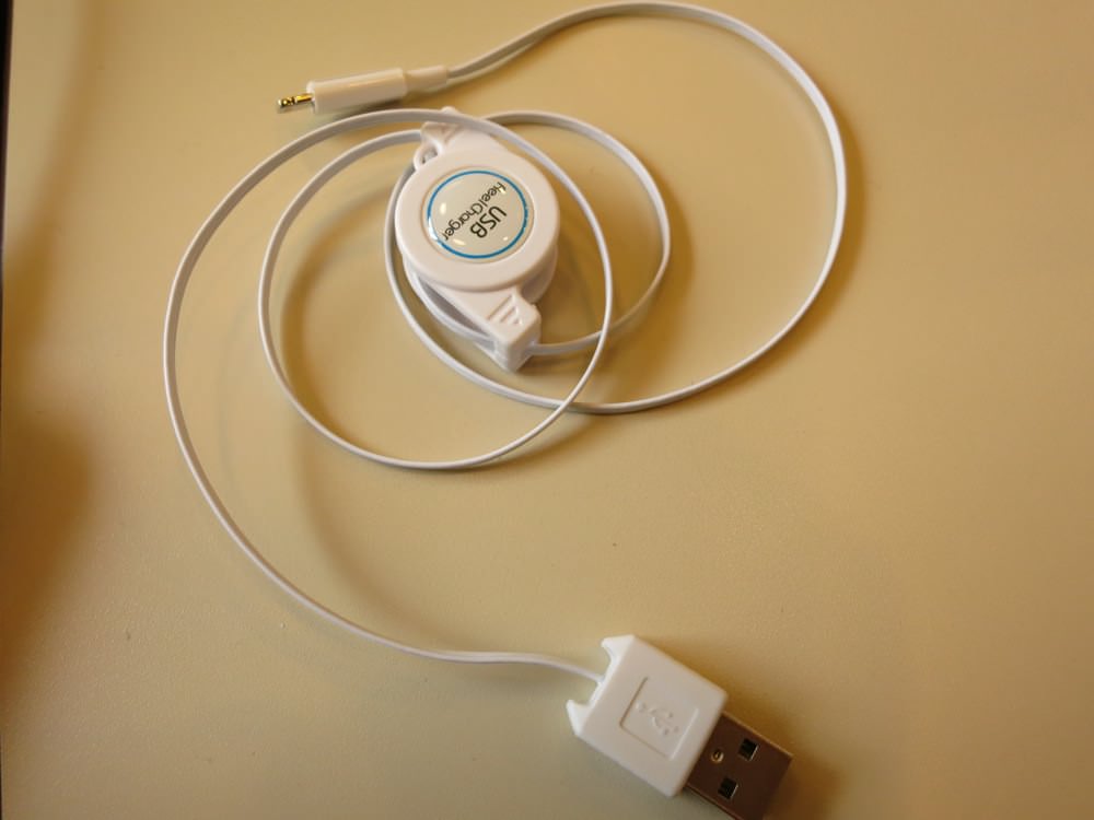 リール式充電Lightningケーブルを伸ばしてみた