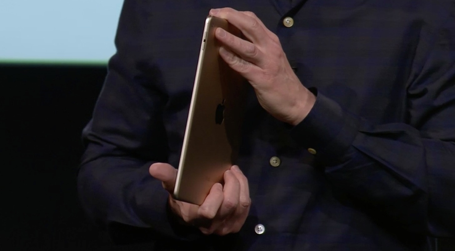 iPad Air 2はゴールド色もあります。