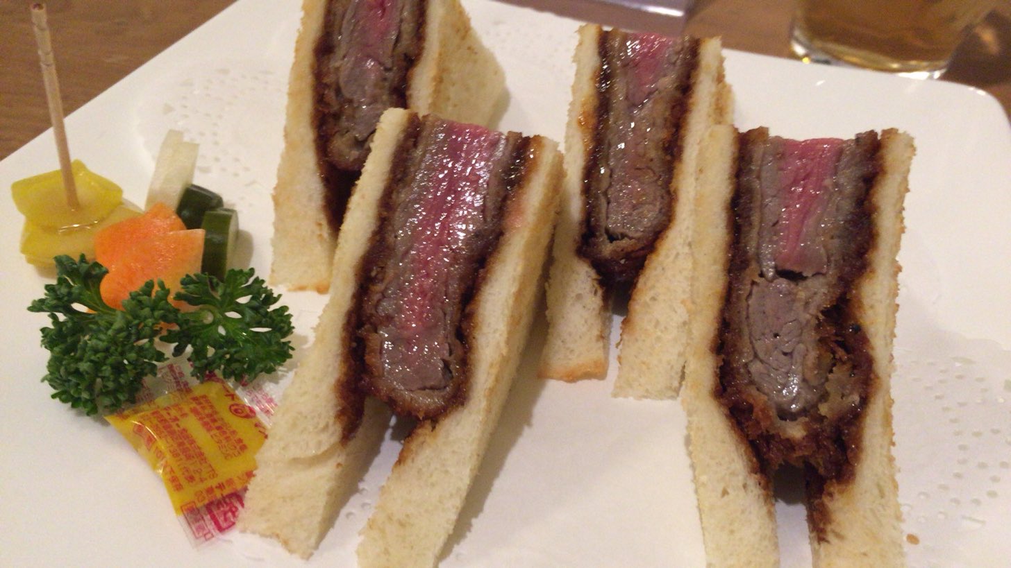 極上ビーフヘレカツサンド