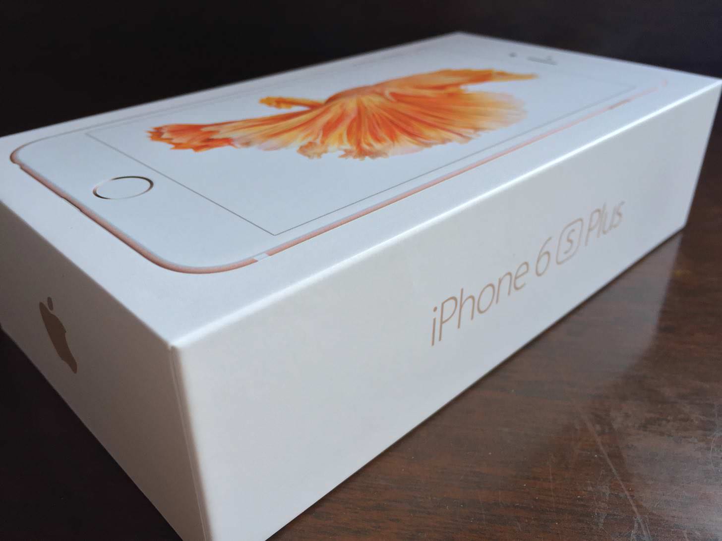 iPhone 6s Plus ローズゴールド 64GBの箱