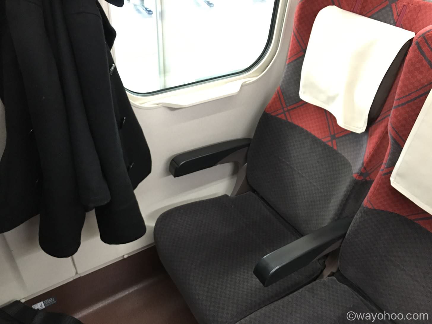 北陸新幹線 はくたか568号の自由席シート