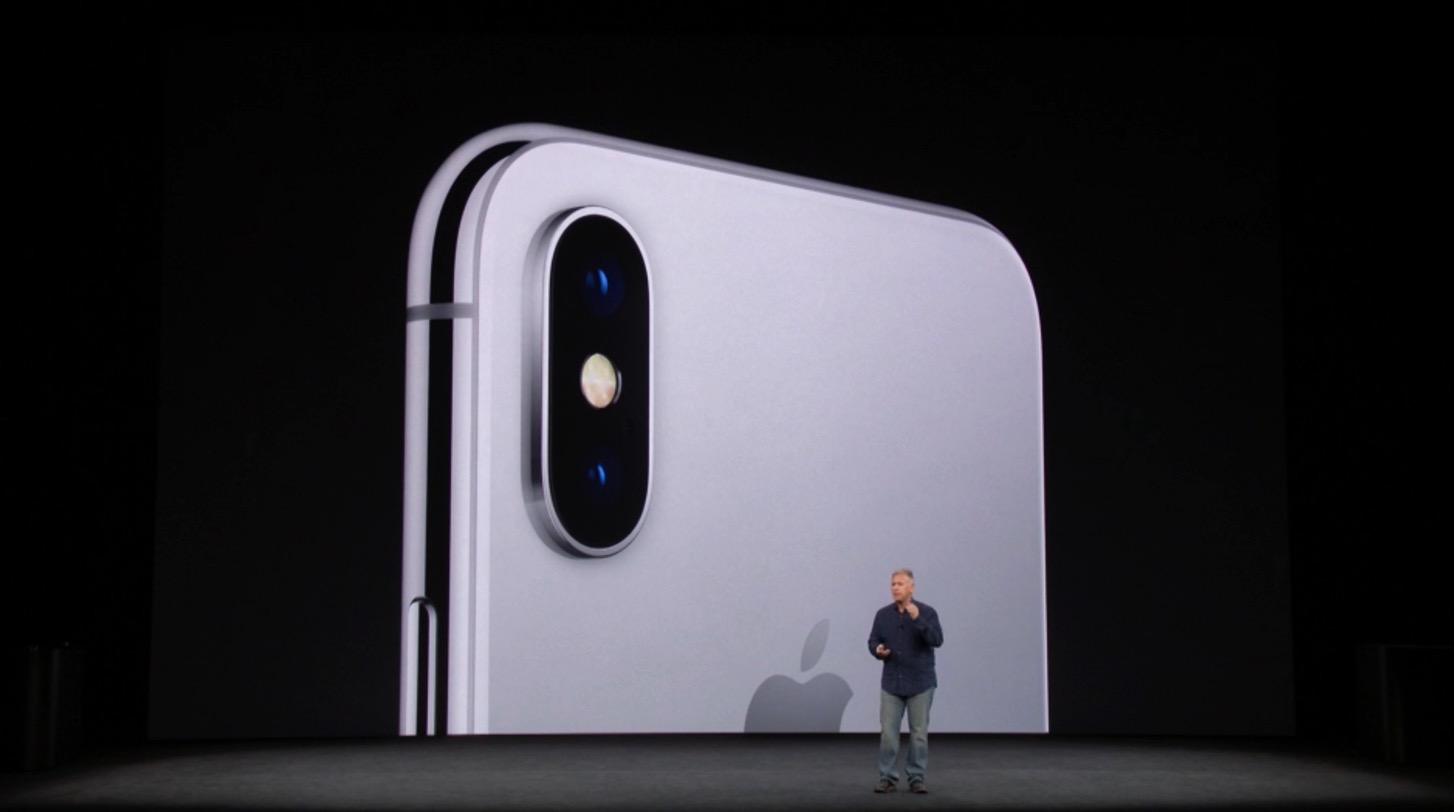 iPhone Xのリアカメラ。