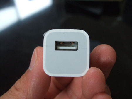 USBをさして充電。