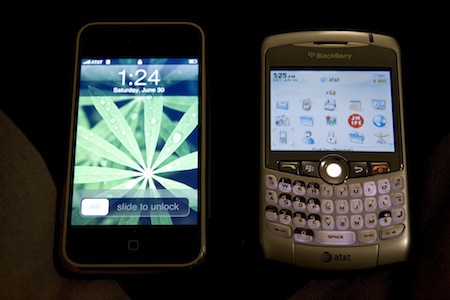 iPhone vs BlackBerry