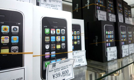 iPhone 3Gの中古が今売れているそうです。