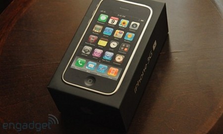 iPhone 3GSのパッケージ画像が早くも流出した!?