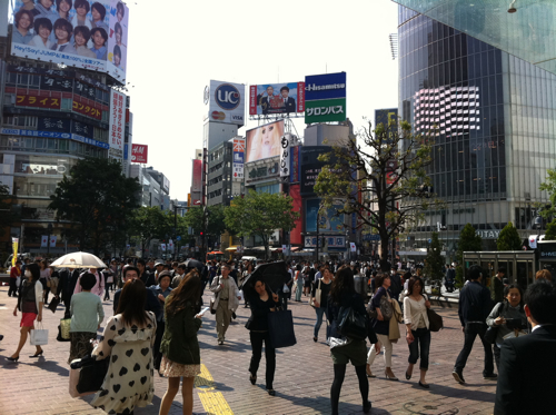 渋谷でiPad2を買う。