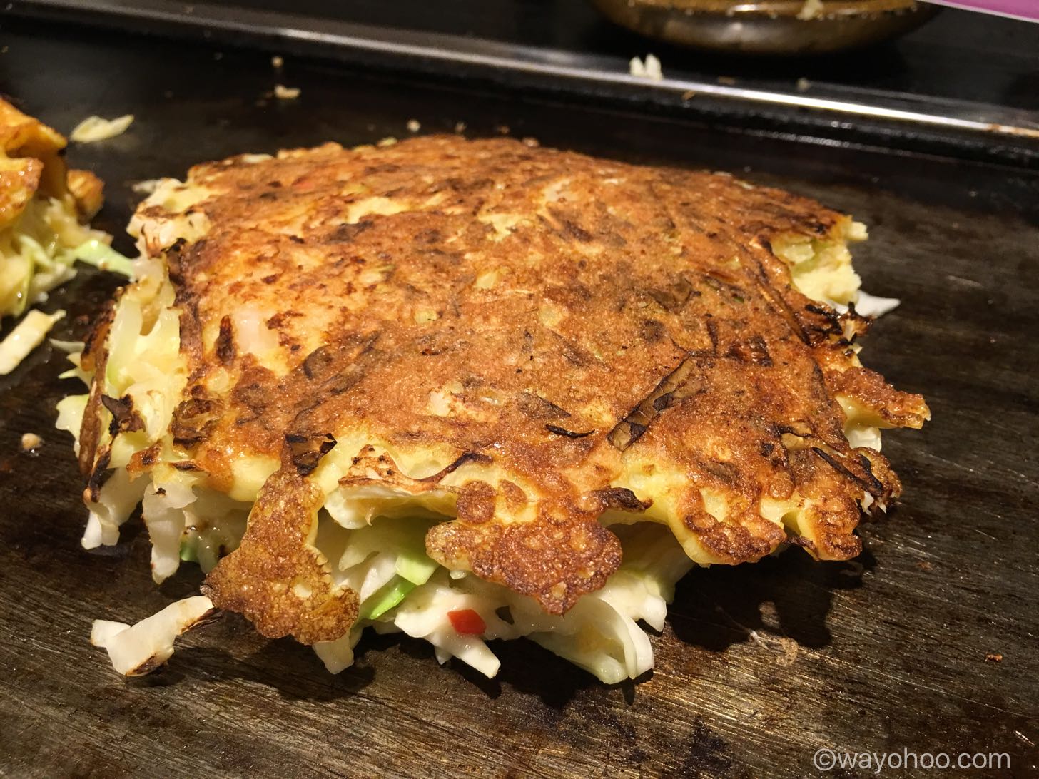味乃家ミックスのお好み焼き